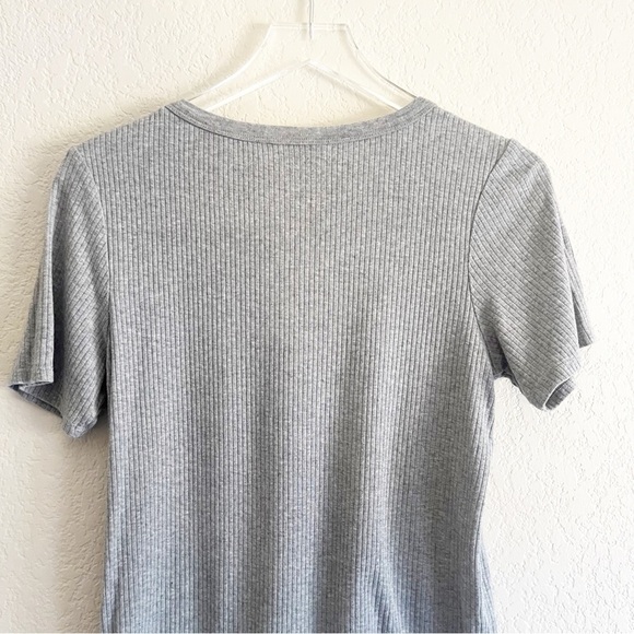 LUCKY BRAND Ribbed Gray Short Sleeve Top Size Large - Picture 6 of 7